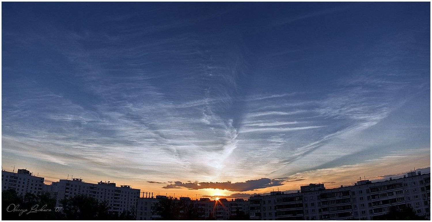 еще за одной чашкой чая =). Автор: Олеся Ласкова закат, облака, лето, вечер, панорама, Олеся Ласкова