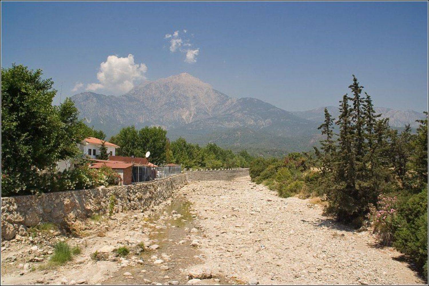 русло реки. Автор: Братаев Юра турция, кемер, текирова, русло реки, Братаев Юра