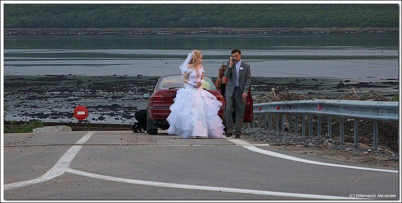 молодожёны, свадьба О финале тяжёлого дняphoto preview