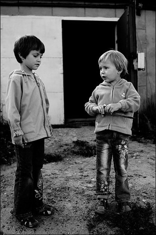 аня, марина, ч/б Сестры (black and white)photo preview