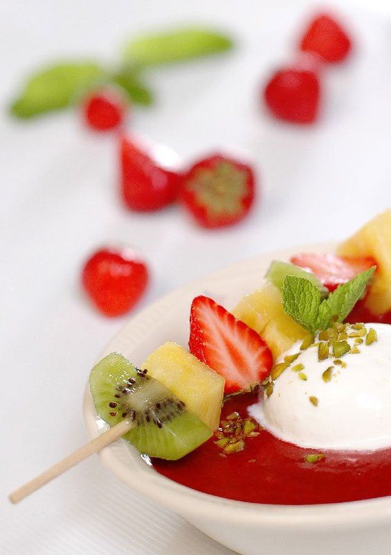 шашлык,фрукты,ягоды Шашлыкphoto preview