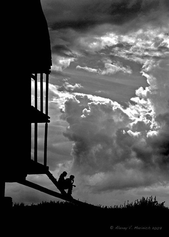 вечер, пирогово, киев, двое, мысли, небо, природа, жанр, чб, ч/б, сцена, контраст, тучи, свет, ночь Вечер для двоих...photo preview