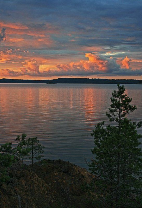 ладога, остров, небо, камни, облака Вечер  в красномphoto preview