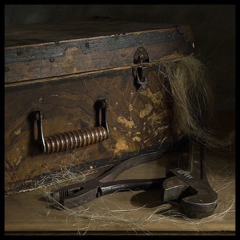 Про старый чемодан и старый инструментphoto preview