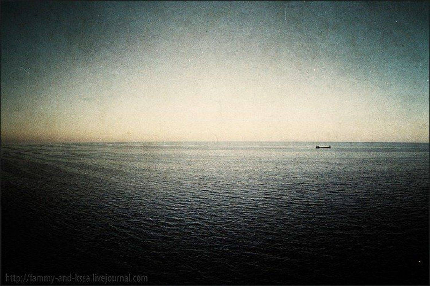 чёрноморский горизонт. Автор: Алексей и Оксана Самсоновы , Алексей и Оксана Самсоновы