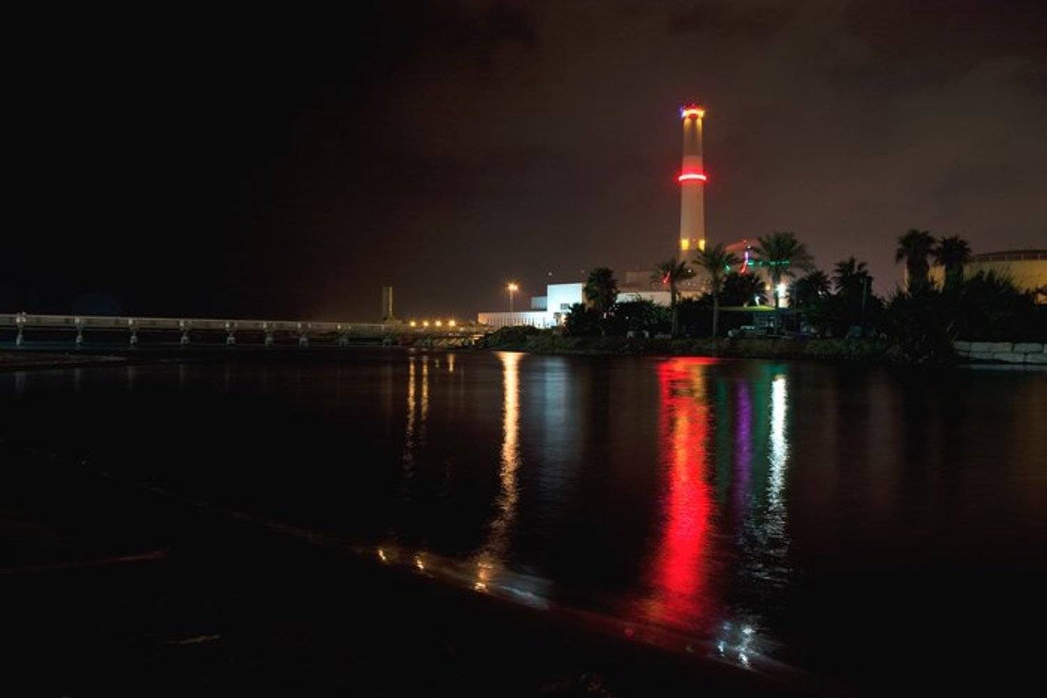 Power Station. Автор: IgalSc igalsc, tel aviv, raw, IgalSc