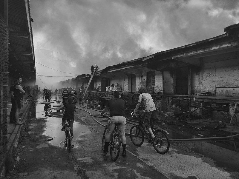 пожар Пожар на Бадаевских складахphoto preview