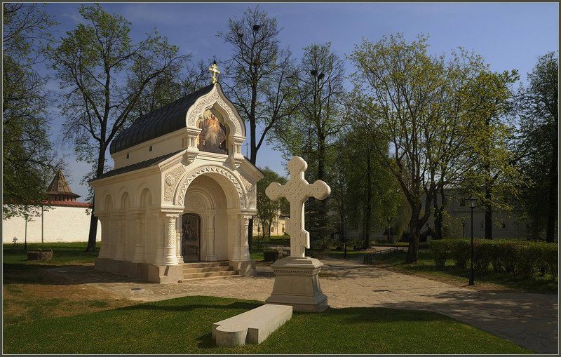 суздаль Захоронение и памятник-часовня Д.М. Пожарскогоphoto preview