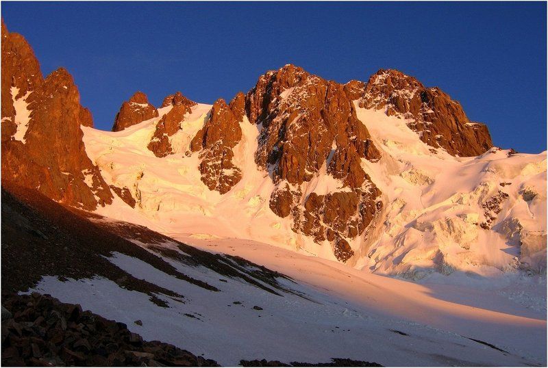 тянь-шань, пик талгар, талгарский провал Закат в сердце Тянь-Шаня.photo preview