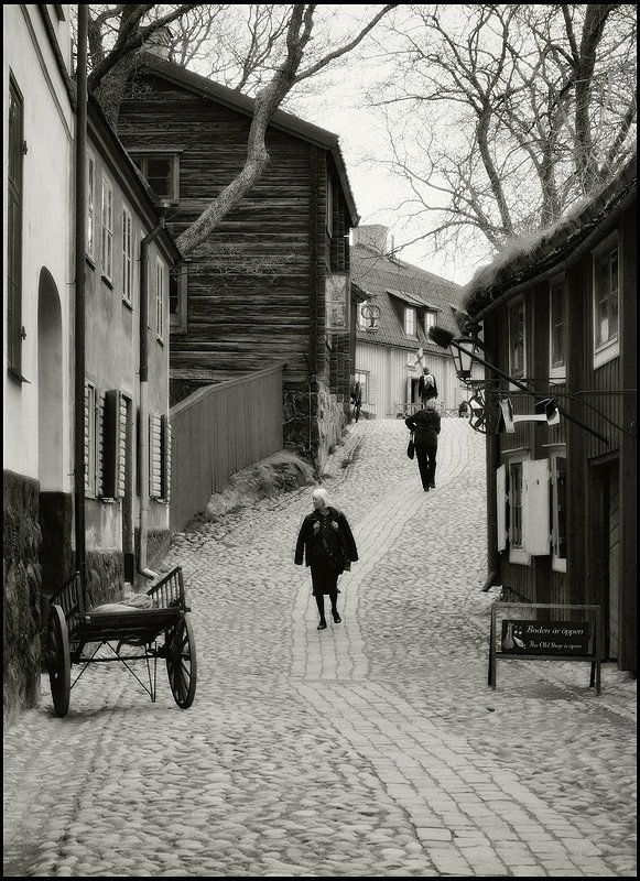 швеция, стокгольм, скансен Стекает старого Стокгольма мостовая... фото превью