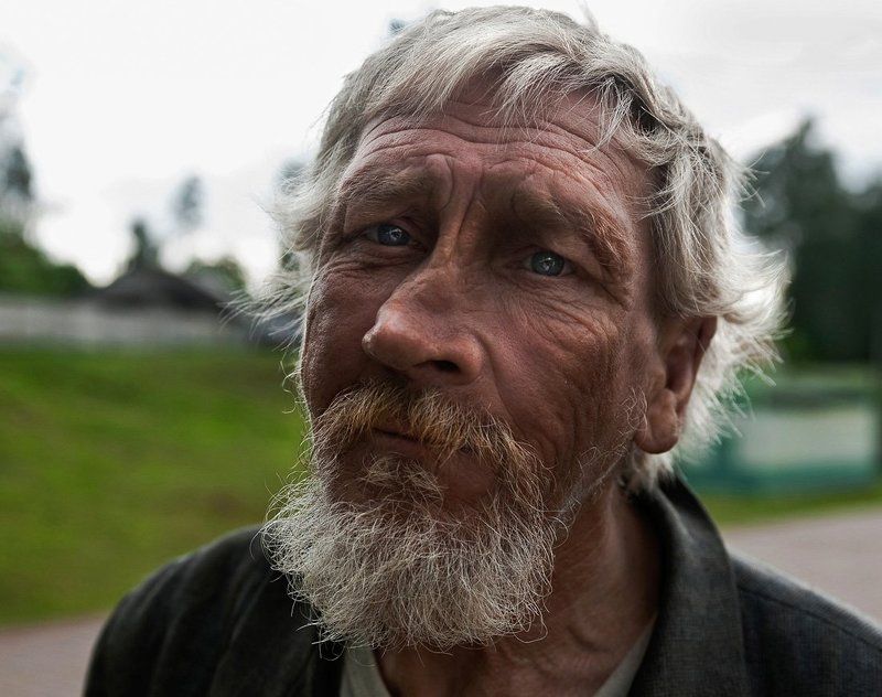 Человечеphoto preview