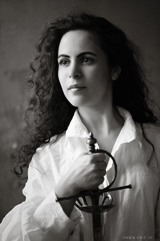 pourquoi, pas, дуэлянтка, шпага, эфес... Pourquoi pas фото превью