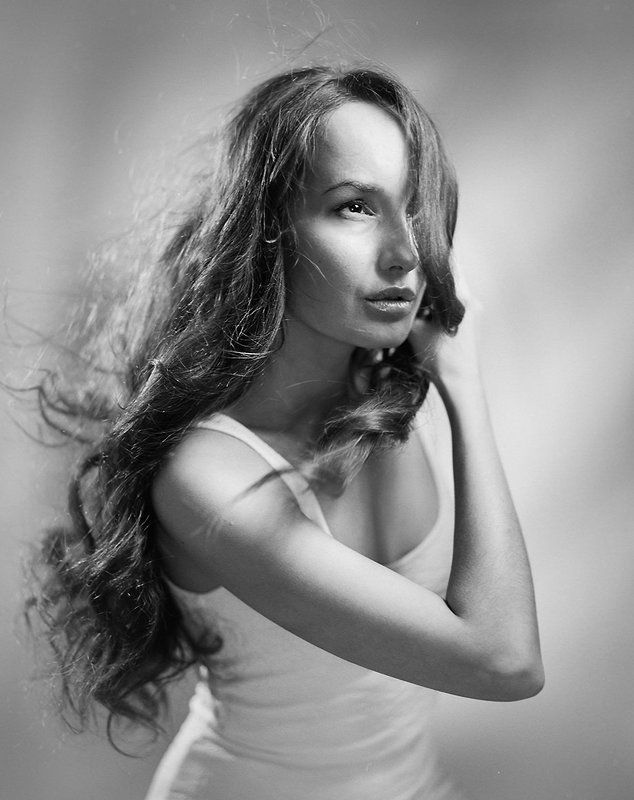 Art, Artwork, Beautiful, Beauty, Black and white, Davydov, Fashion, Film 120, Fine art, Medium format, Аналоговая, Волосы, Гламур, Девушка, Классическая, Лица, Локоны, Люди, Монохромная, Портрет, Развивающиеся волосы, Романтическая фотосессия, Студийный п * * *photo preview