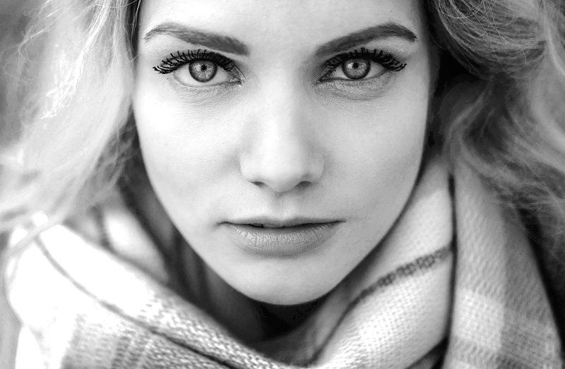 девушка, взгляд, глаза, модель, улица,  Глазаphoto preview