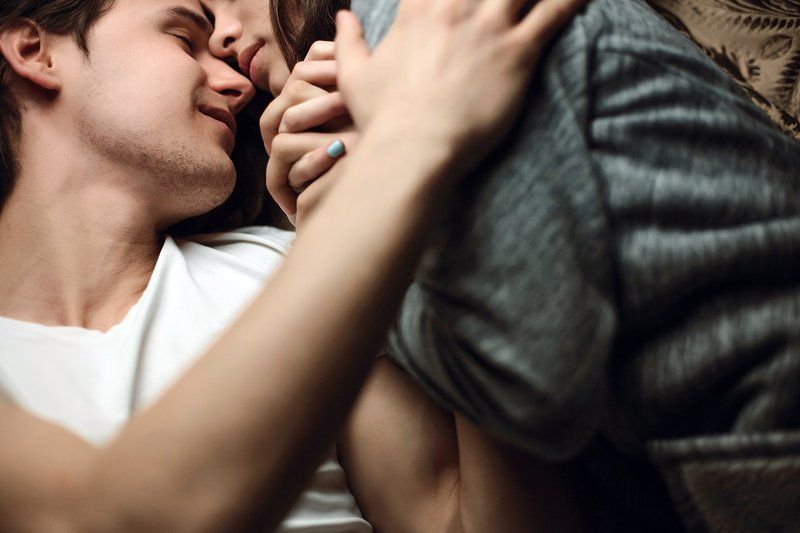 rumpled, партер, blin, chiernokozhii, iunosha, lakiei, mal\'chik, muzhchina, parien\', patsan, podrostok, riebiata, slugha, блин, лакей, мальчик, мужчина, парень, пацан, подросток, ребята, слуга, чернокожий, юноша, vzroslyi, взрослый, muzhchina, muzhskoi,  Pair Of Loversphoto preview