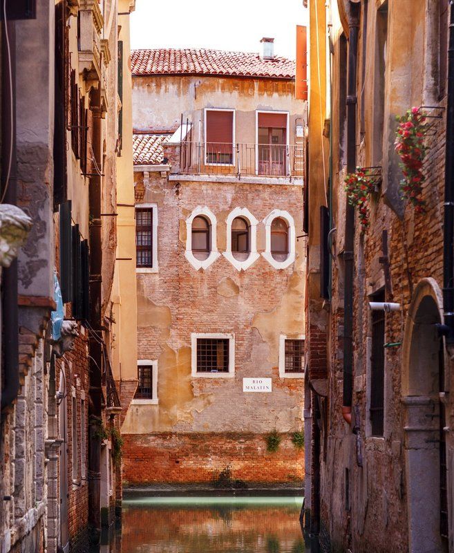 Улицы, каналы, люди...photo preview