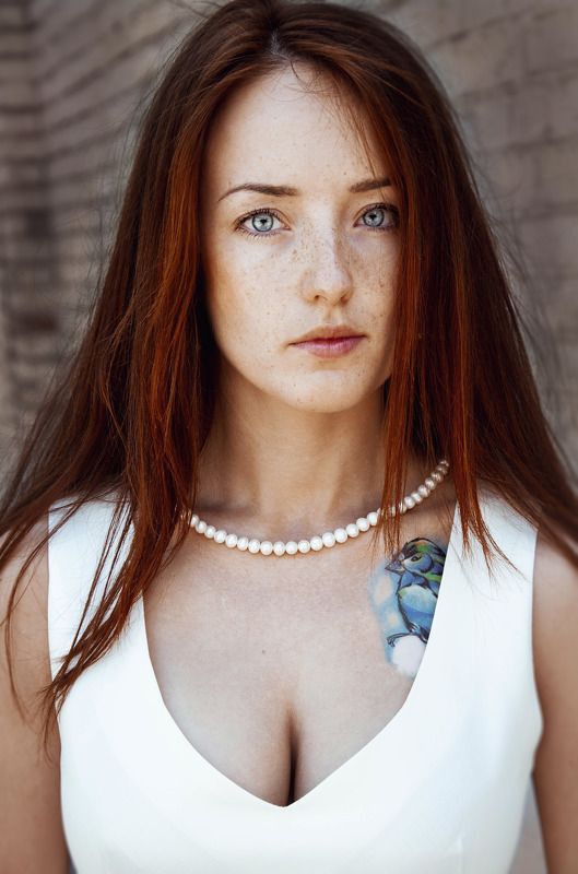 женский портрет, тату, лицо, рыжая, веснушки, взгляд, девушки Ольгаphoto preview