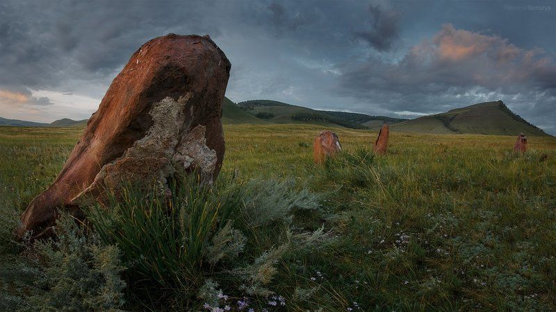 хакасия, абакан, боград, менгиры, степь, рассвет, лето, курган, камень, петрогрифы, красивый, красный, свет Менгиры #2photo preview