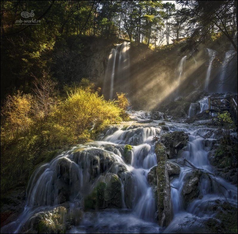 Китай, Цзючжайгоу, свет, пейзаж, водопад, утро Утренний свет...photo preview