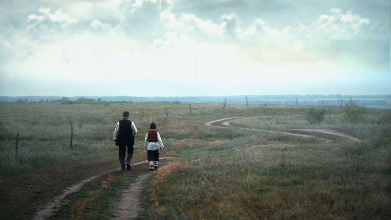 портрет жанр отец сын поле дорога деревня Парышков Сергей Отец и сынphoto preview