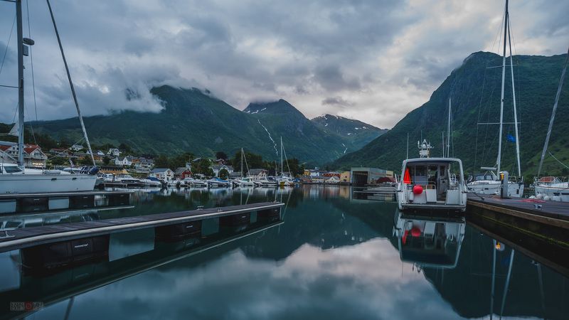 На отдыхе в маринеphoto preview