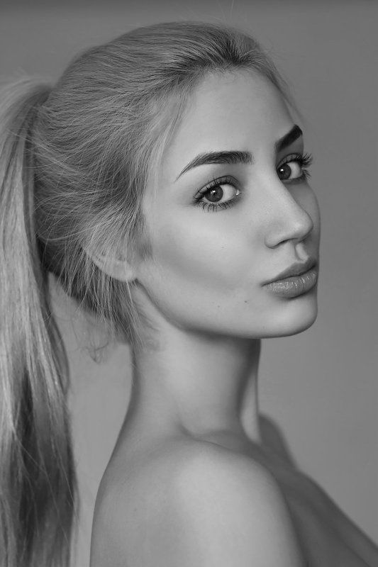 портрет, девушка, красота, глаза, чб Алинаphoto preview