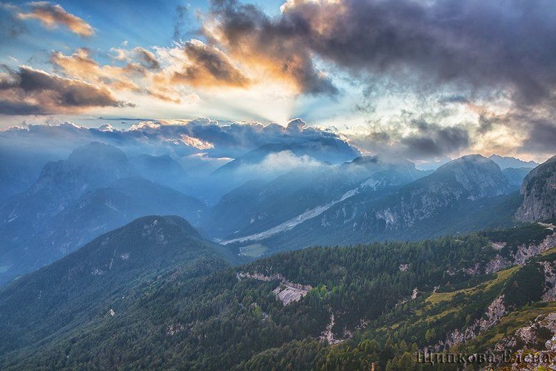 Закат. Юлианские Альпыphoto preview