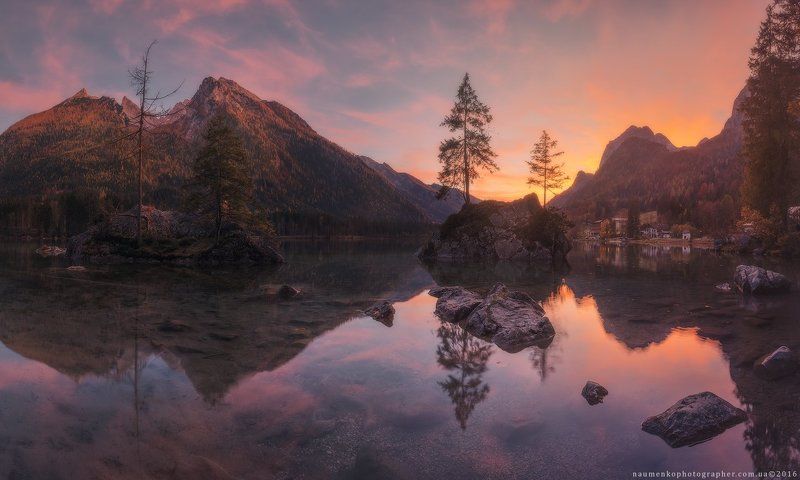 европа, pentax, германия, хинтерзее, озеро, осень, бавария, рамзау, путешествия, альпийский, альпы, удивительные, австрия, баварская, красивый, большой, синий, прозрачный, облака, европейский, лес, немецкий, зеленый, остров, земля, пейзаж, величественный, Германия. Бавария. Закат солнца на озере Hinterseephoto preview