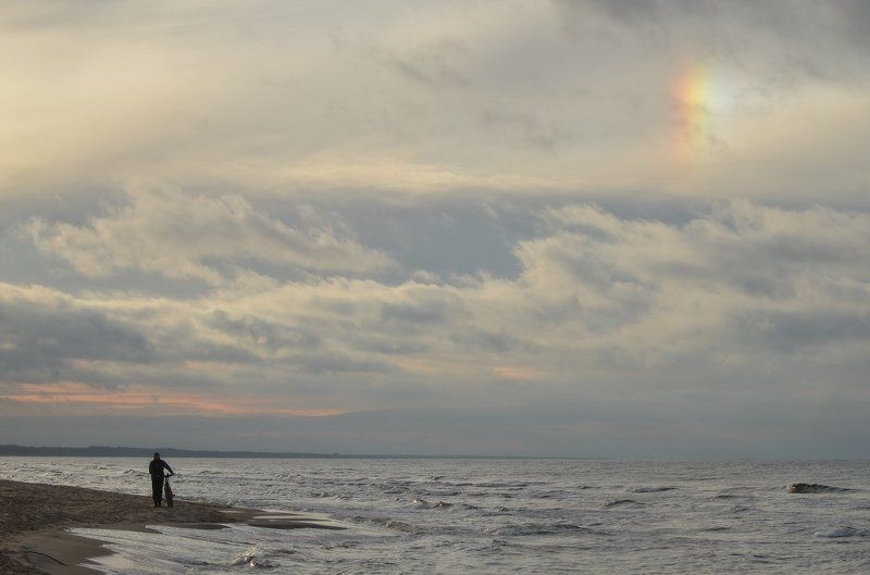 Follow the false sunphoto preview