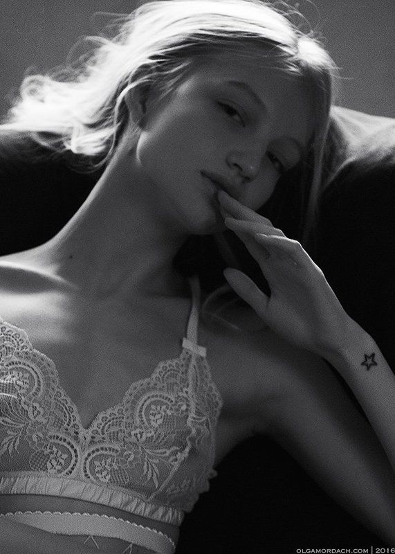 Polina / STARSYSTEMphoto preview