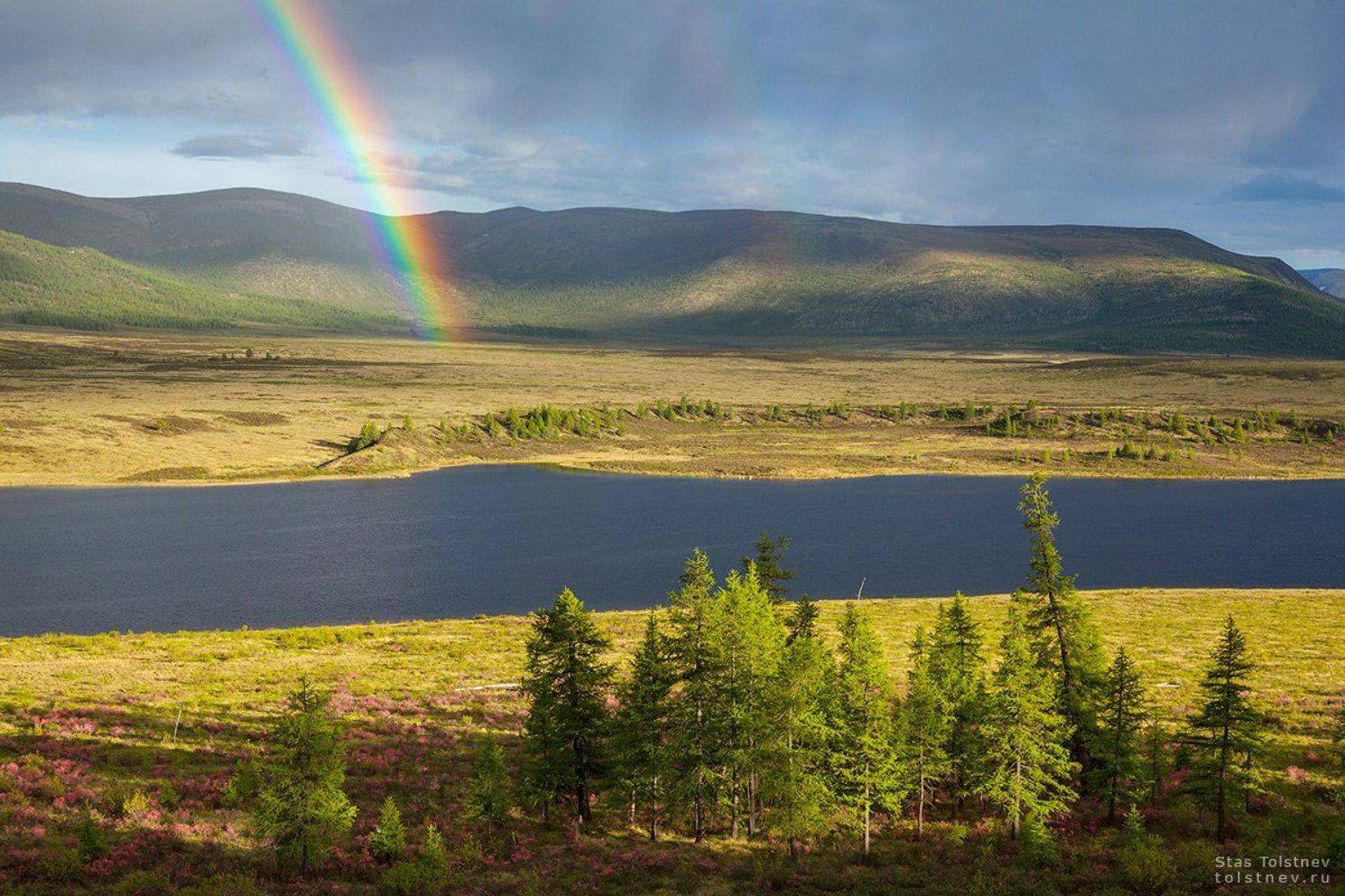 Радуга над Ильчиром.. Автор: Станислав Толстнев , Станислав Толстнев