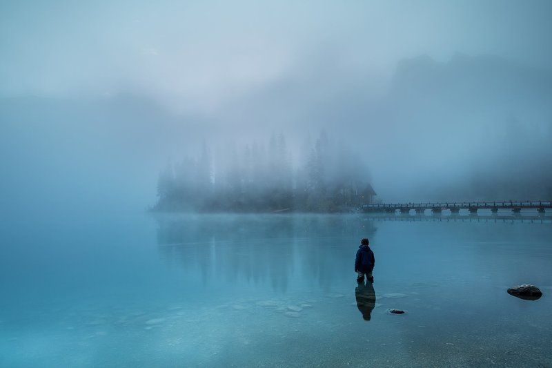 emerald, lake КОГДА ТЫ СМОТРИШЬ НА БЕЛЫЙ ОГОНЬphoto preview