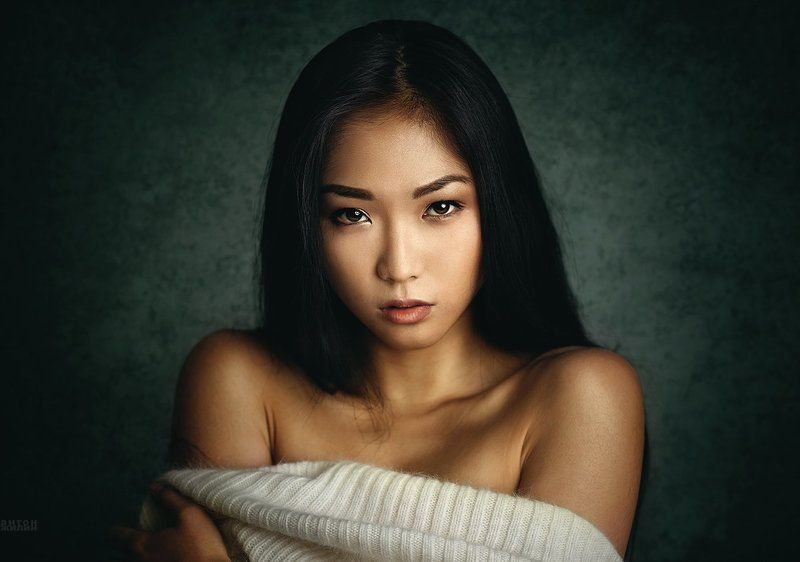 #antonzhilin #portrait #girl #female #model #woman #beauty  #eyes #glamour  #fashion #russian #русская #canon  #art    #mood #daylight #natural #light #inspiration #cinematic  #fineart #post-processing  #face #Petersburg  #питер #спб #челябинск  #body #ko Katyaphoto preview