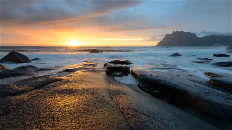 норвегия, лофотены, фьорды, закат, море, побережье, свет на камнях, пляж, uttakleiv ***photo preview