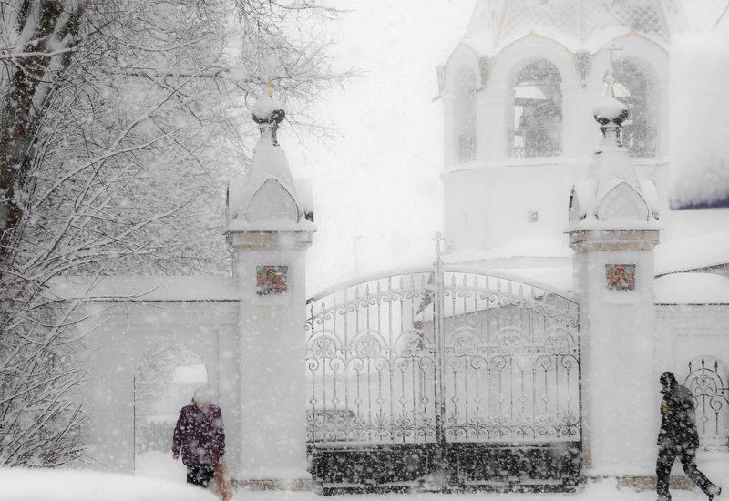 Вид на ворота Пощуповского Иоанно-Богословского монастыря.photo preview