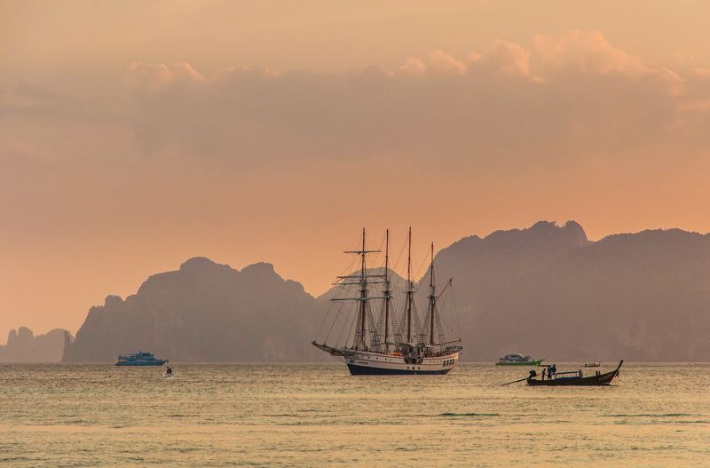 море розовый вечерphoto preview