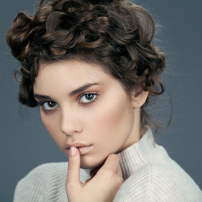 девушка, портрет, взгляд, бьюти, модель, глаза, блики, кудри кленовый сиропphoto preview