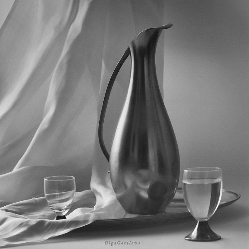 фото, стекло, натюрморт, кувшин, чб перед утренним моционом фото превью