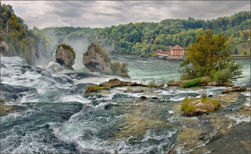 Бурные воды Рейна.photo preview