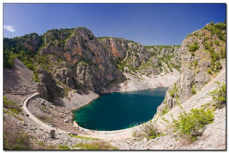 хорватия, вулкан, озеро, горы, горное, карстровое, имотски, modro, jezero, croatia Голубое озеро Имотски (modro jezero Imotski Croatia)photo preview