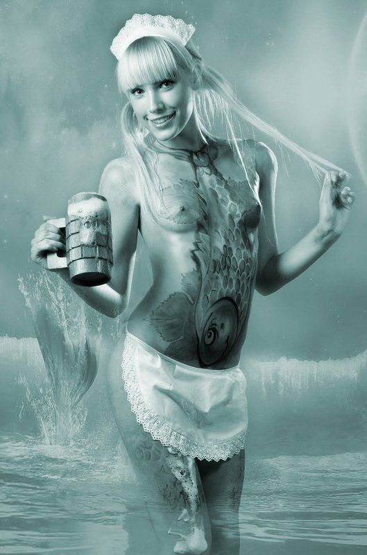 девушка, модель, бодиарт современная русалочкаphoto preview