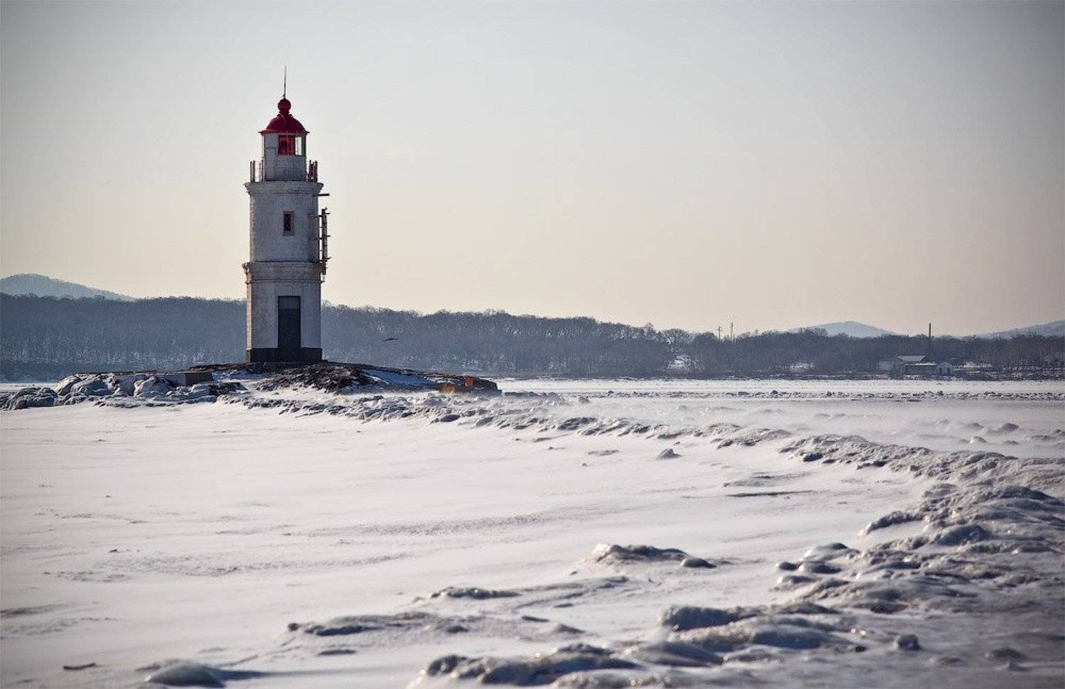 Автор: Mart лед, поземка, маяк, зима,, Mart