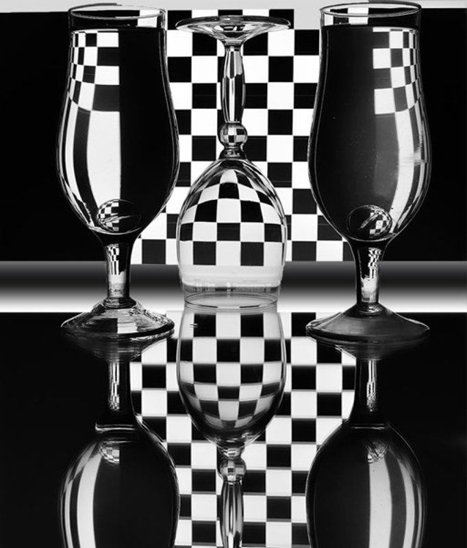 шах и мат...но стекло все равно блеститphoto preview