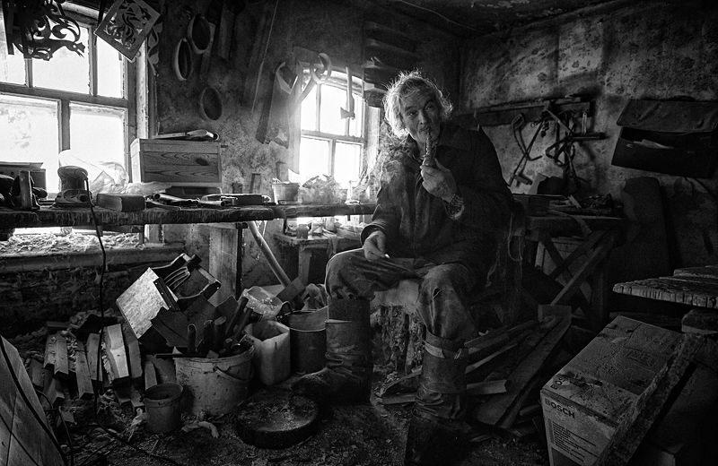 Rustic carpenterphoto preview