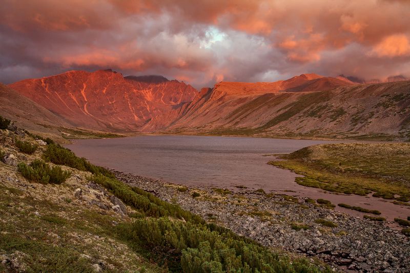 магаданская область, хребет черского, хребет оханджа, экспедиция Рассвет в хребте Оханджа.photo preview