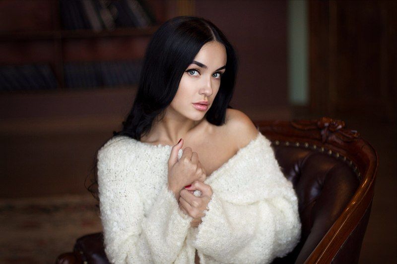 девушка, портрет, красота, нежность, брюнетка Марияphoto preview