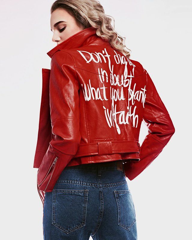 : Maria Krotovaphoto preview