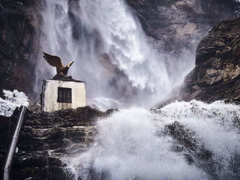 Водопад, вода, сила, Энергия, Мощь, Поток, Горы, Пейзаж, Природа Учан-Суphoto preview