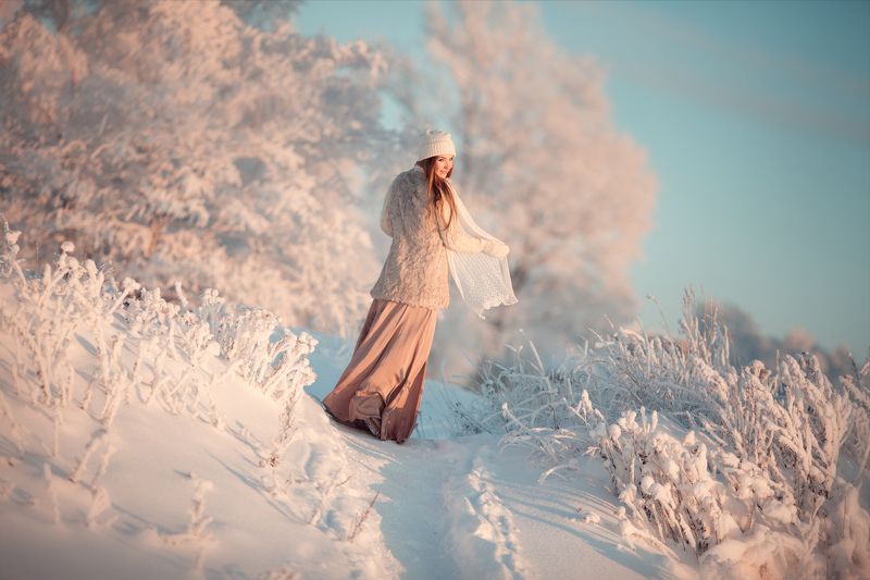 Снежная прогулка...photo preview