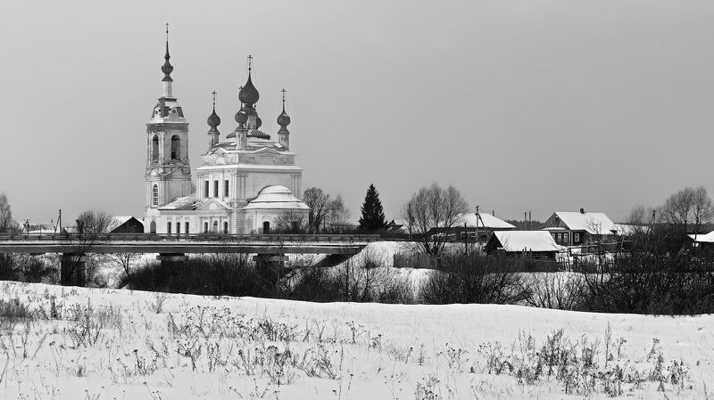 Зима и монохромphoto preview